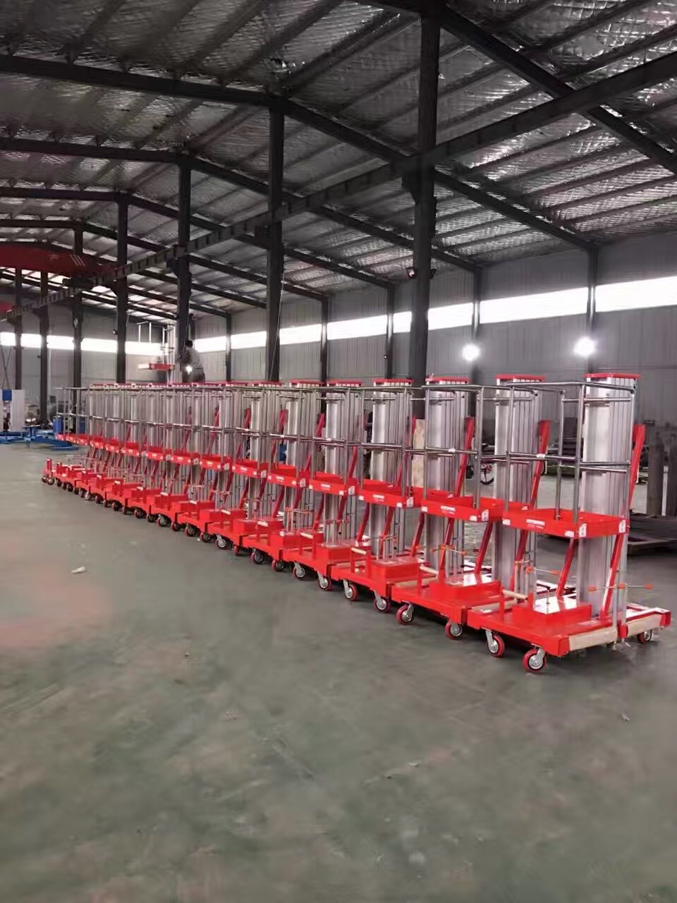 單柱鋁合金升降機(jī) 單柱鋁合金升降機(jī)